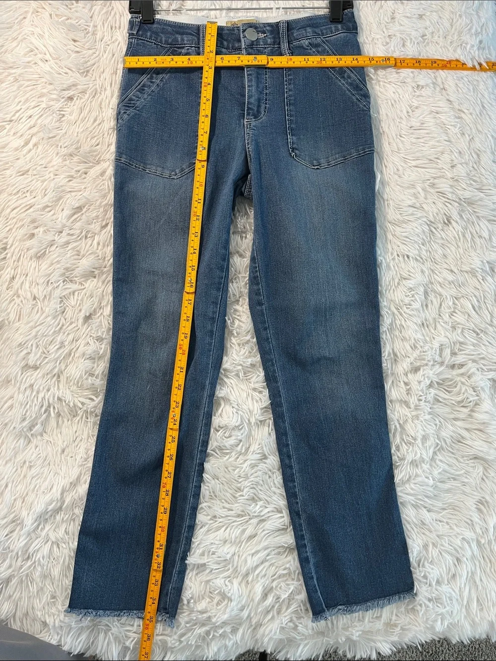 Democracy jeans size 4